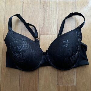 Elegant Black Lace Bra wonderbra